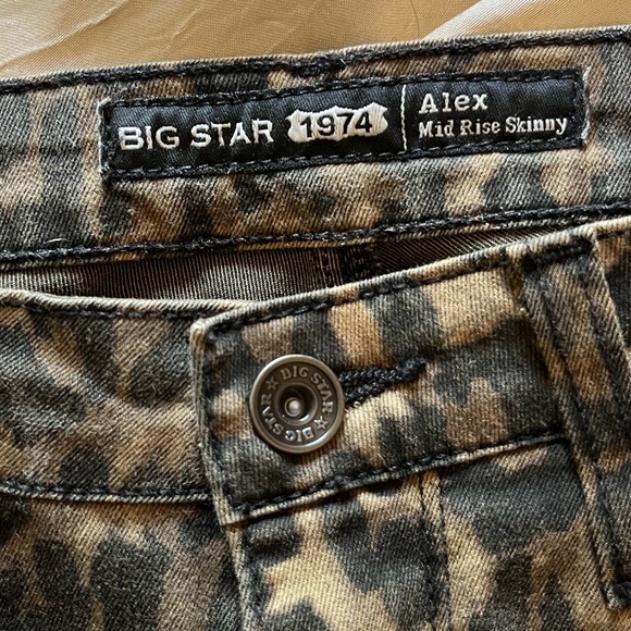Big Star Leopard Print Mid Rise Skinny Jeans - Picture 5 of 7